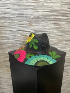 Mexican Hat Black